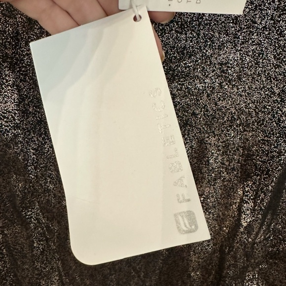 Fabletics Liora Vest Lined with Adjustable Drawcords & Zip Pockets Sz S NWT - Picture 6 of 9